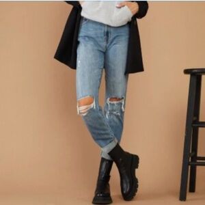 Eunina Light Blue Distressed Boyfriend Jeans